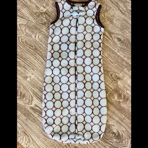Super cozy sleep sac- gently worn, but amazing!